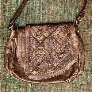 Francesco Biasi distressed black&gold leather‎ purse with logo.